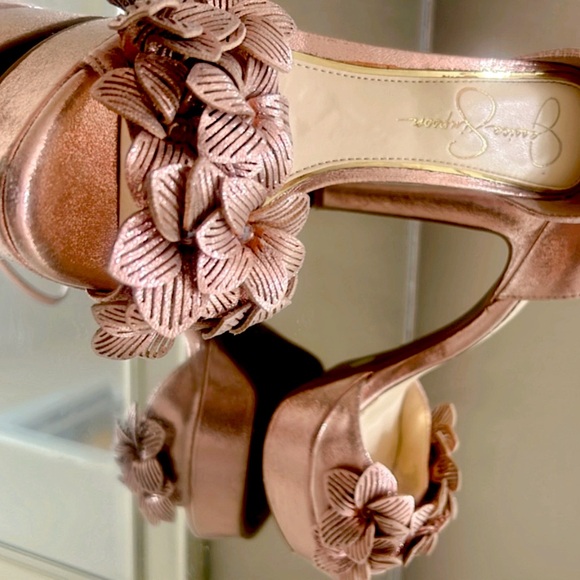Jessica Simpson Rose Gold Heels - Picture 5 of 6